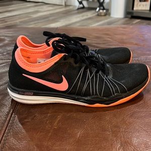 nike training sneakers